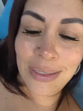 Natymendoza998 Adlı Modelin Canlı XXX Sohbeti