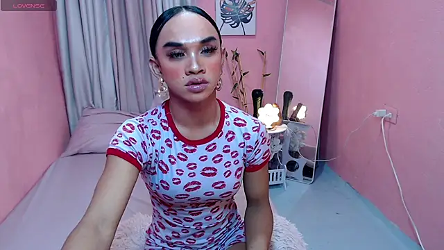 VivienneLuxe's Live XXX Chat