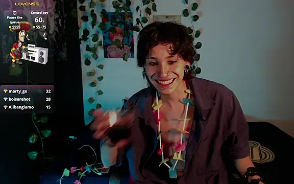 JohnnyJones_ XXX чат на живо