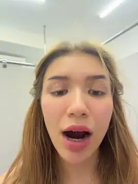 Онлайн чат XXX FlashTitsRoyal