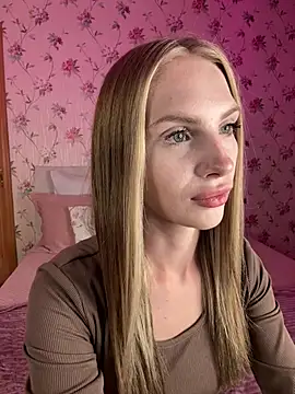 Chatroom XXX en direct de BellaSwan-