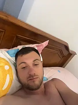 hugedickedd's Live XXX Chat