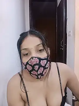 Cute_Rakhi8's Live XXX Chat