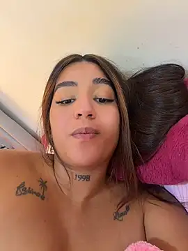 دردشة Little_Gaby_ الجنسية المباشرة