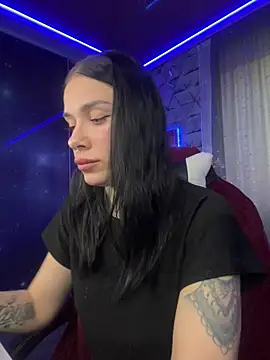 Queen_of_pain Adlı Modelin Canlı XXX Sohbeti