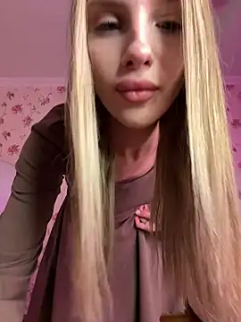 Chatroom XXX en direct de BellaSwan-