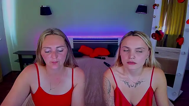 XXX chat uživo modela MagicEyess