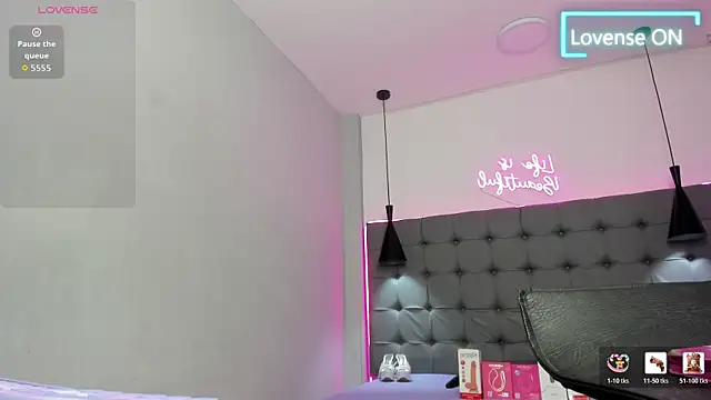 Chat +18 de scarletcherry18 ao vivo