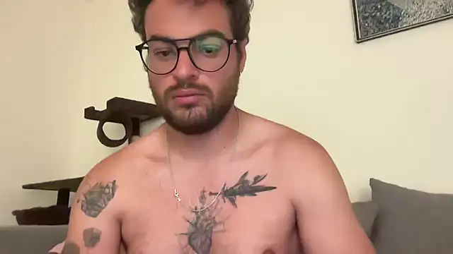 meexmuc1n Live XXX chat