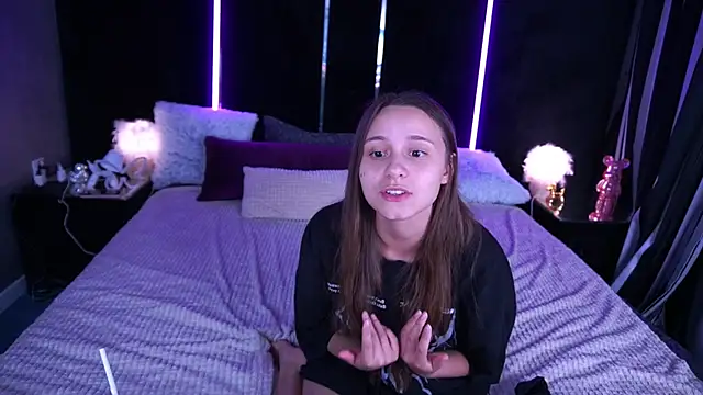 TinyNatalie Obrolan Langsung XXX