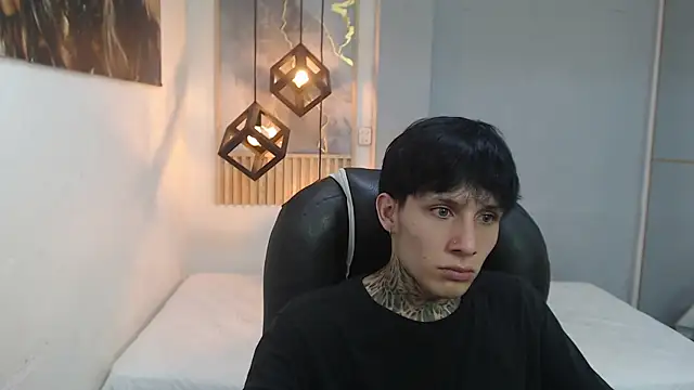 Онлайн чат XXX Cry_thereal