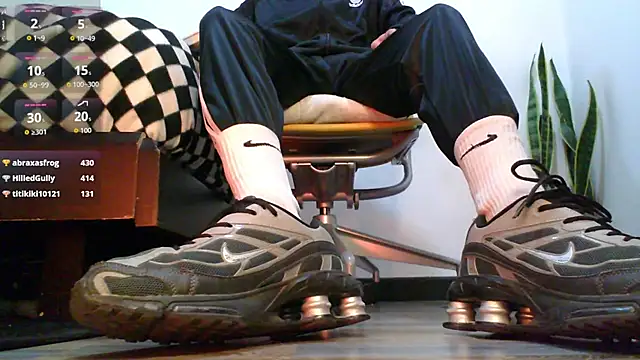 XXX chat uživo modela KinkyCody