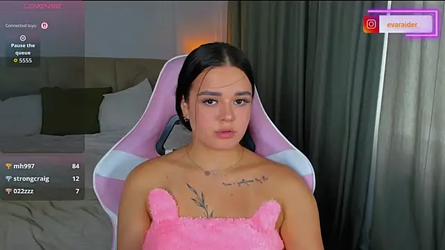 Онлайн чат XXX EvaRaider