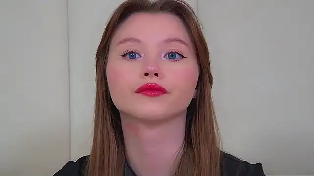 Živý XXX chat KeiraAsti