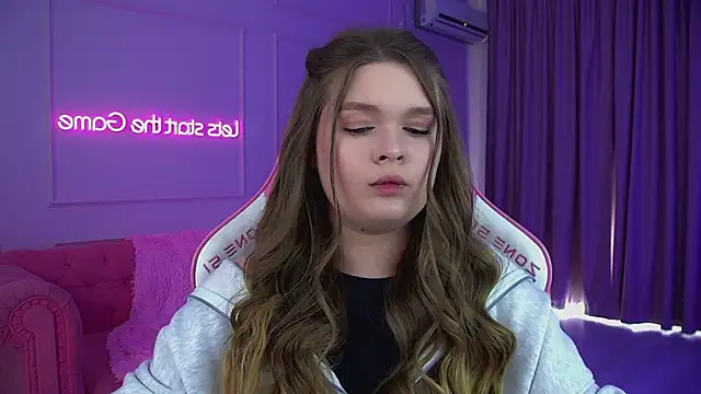 CrystalLyons – Naživo XXX chat
