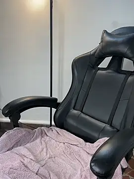 _Tommy_7 – Naživo XXX chat