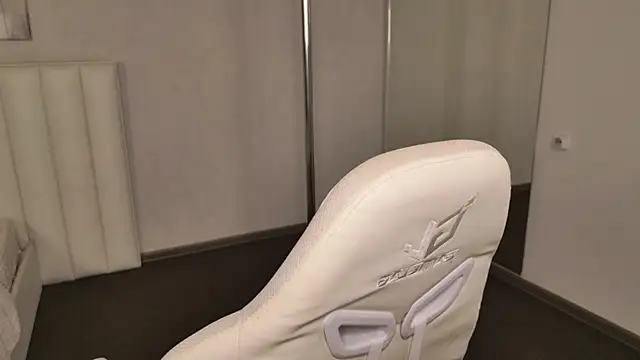 Czat XXX na żywo – Rebecca_Ford