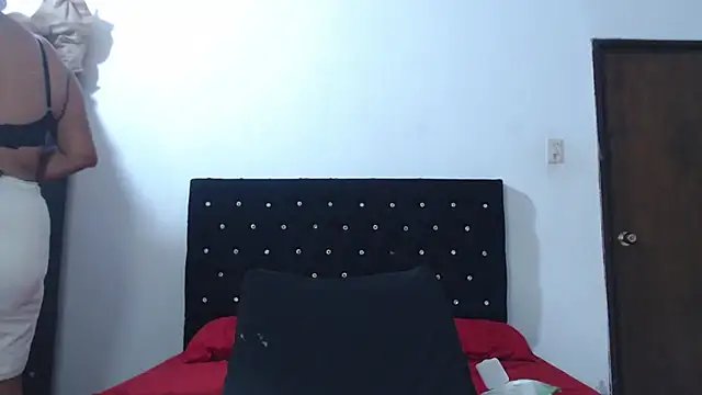 isabella_dirty69's Live XXX Chat