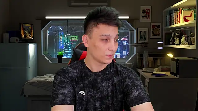 Justin_time111 – Naživo XXX chat