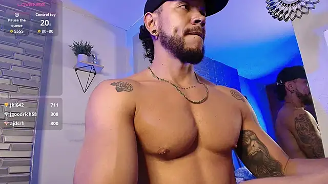 Sembang XXX Secara Langsung ARON_TAYLER01