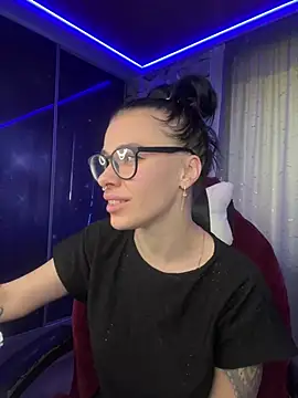 Queen_of_painn Live XXX chat