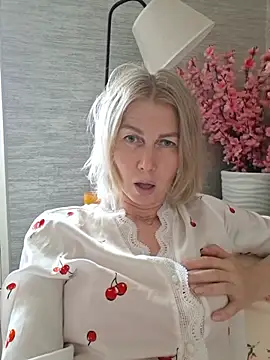 stellahere8 – Naživo XXX chat