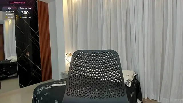 Vicky_Hottman Adlı Modelin Canlı XXX Sohbeti