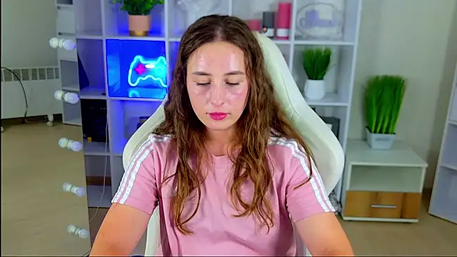 دردشة NadinnL الجنسية المباشرة