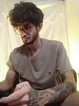 Živý XXX chat Loggan_donnelly