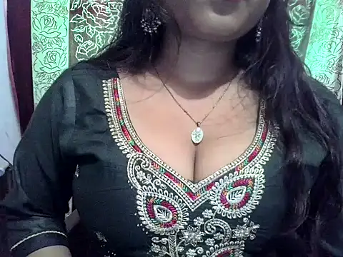 Miss_beautygirl – Live XXX-chat