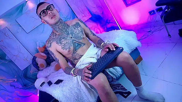Chat XXX ao vivo de Liam_Ink