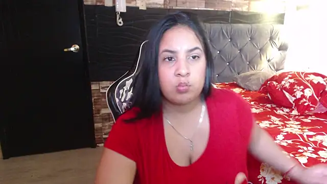 KathyHardcore69 Adlı Modelin Canlı XXX Sohbeti