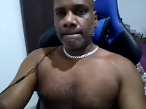 DADDYneedsunw 现场XXX聊天