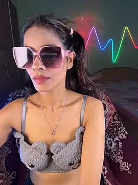 Chat XXX en directo de Ivy_the_goddess