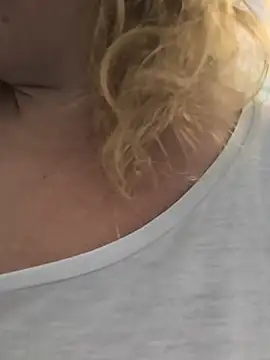 jusichka Adlı Modelin Canlı XXX Sohbeti