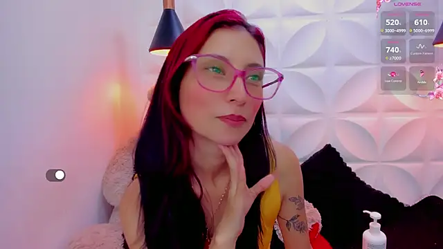 XXX chat uživo modela zaira_skinny