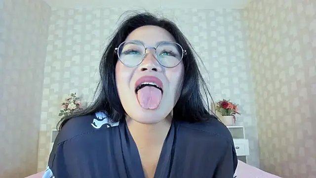 NatsumiHun 现场XXX聊天