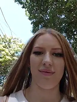 caressyourself Chat XXX live