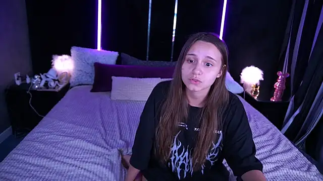 Živý XXX chat TinyNatalie