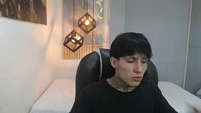 Cry_therealn Live XXX chat