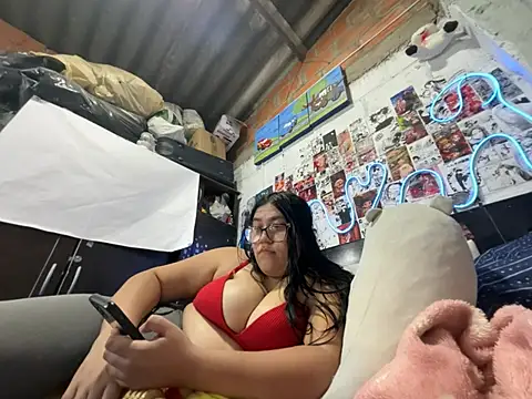 Czat XXX na żywo – violeta_818