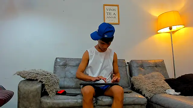Chatroom XXX en direct de Mrbravo_25