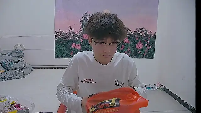KK-cuteboy 现场XXX聊天