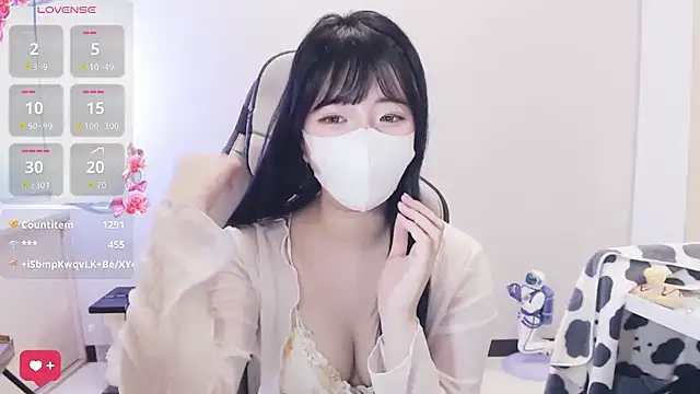 Nina_777_'s Live XXX Chat