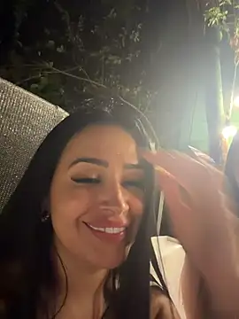 Sara_fun Chat XXX live
