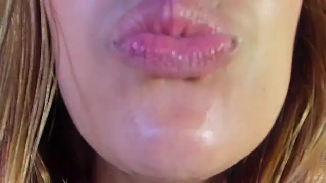 CurvyJulieth 라이브 XXX 채팅