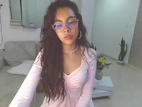 im_miauhg Chat XXX in diretta