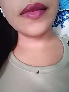 Anki-doll Chat XXX in diretta