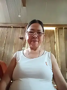 Sky-rain98's Live XXX Chat