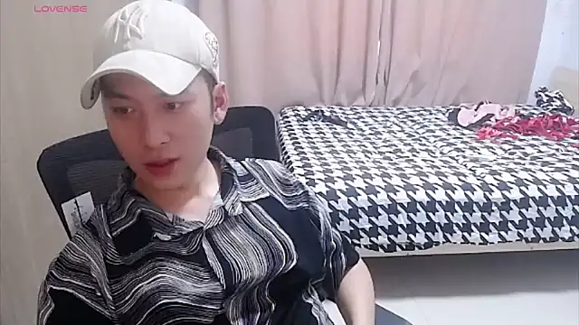 Chat +18 de yichen008 ao vivo